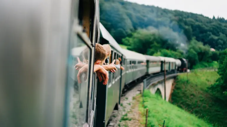 Bahn am Sonntag: Verbindungen vor der Abfahrt neu prüfen