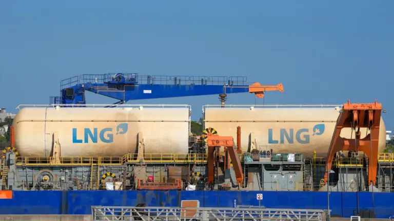 Bundesnetzagentur: Neue LNG-Terminals noch bis Ende 2026?