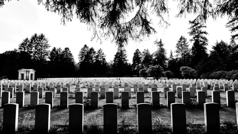Nordfriedhof Oberhausen: Angehörige müssen jetzt handeln