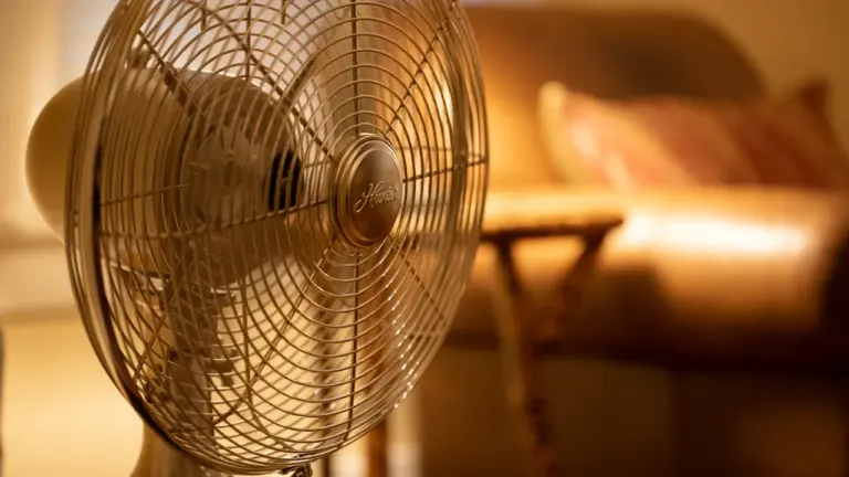 Richtig lüften im Sommer: So bleibt die Wohnung kühl