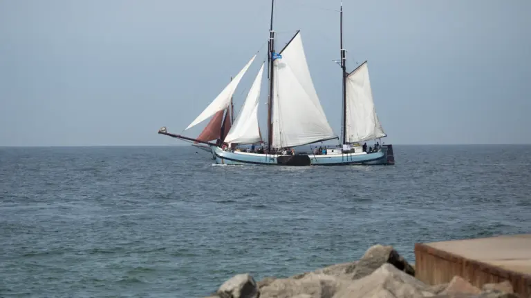 Rostock startet die Hanse Sail mit Gästen aus sechs Partnerstädten