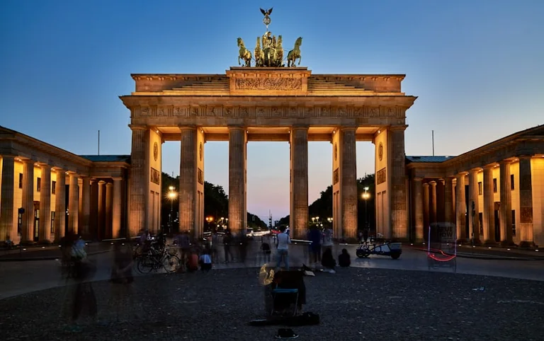 Sonntagabend in Berlin: Kultur und Genuss ohne Stress