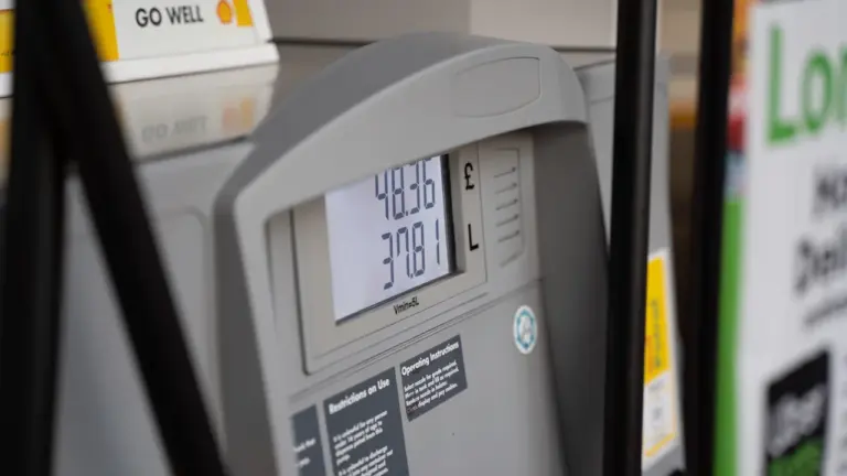 Spritpreise am 8. August: Regionale Unterschiede beim Tanken