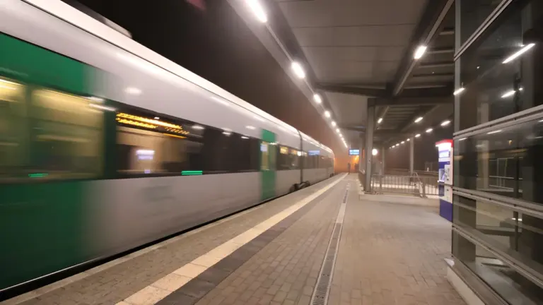 Sonntag reisen: Wetter und Bahn vor Abfahrt prüfen