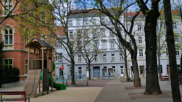 Vom alten Zuhause träumen: Was der Ort in Erinnerung ruft