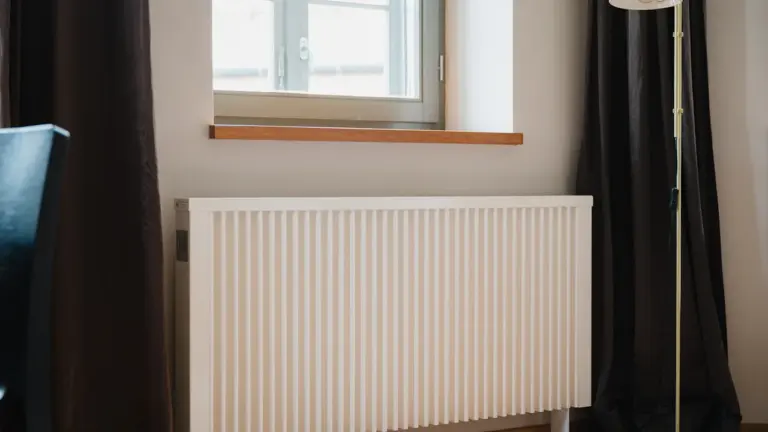 Heizkosten senken: So beeinflussen Thermostat und Lüften den Verbrauch