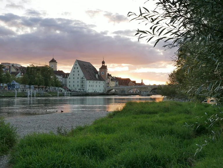 KI in Regensburg am 5. Oktober: Von der Antike bis ChatGPT